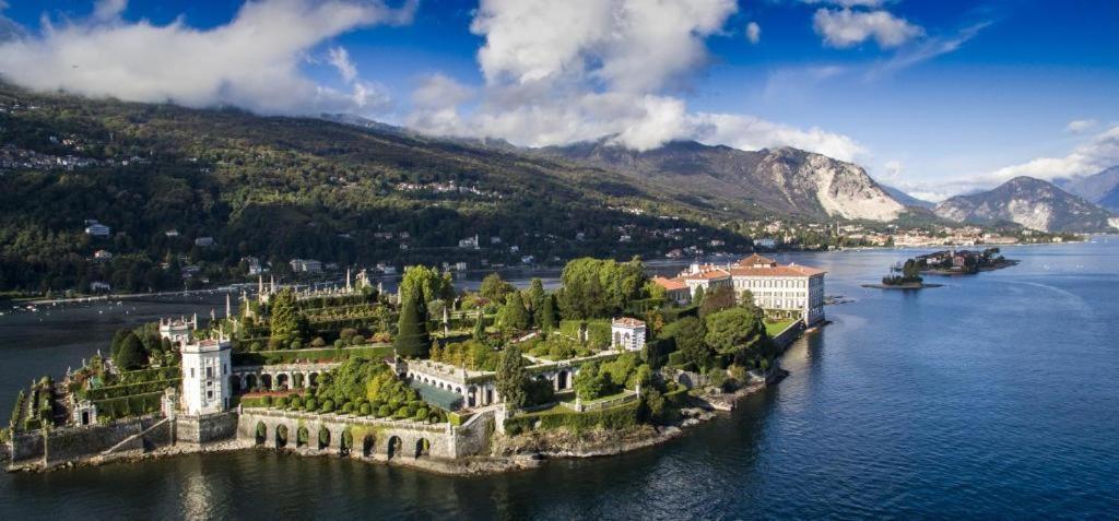 Isola Bella Apartments Via Vittorio Emanuele Στρέσα Εξωτερικό φωτογραφία